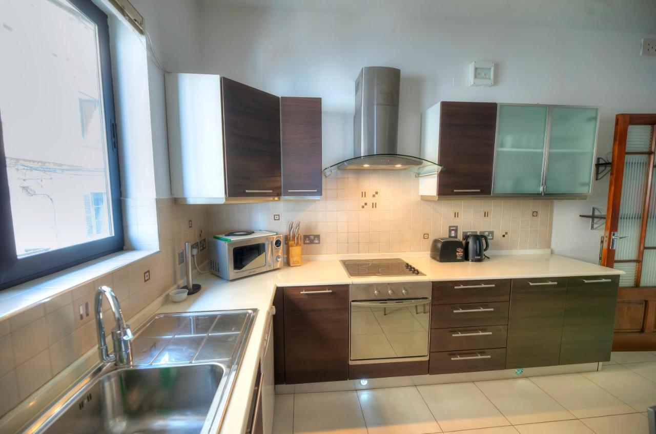 Enormous 3Bedrooms Seafront With Balcony Pdeh1-1 Сліма Екстер'єр фото